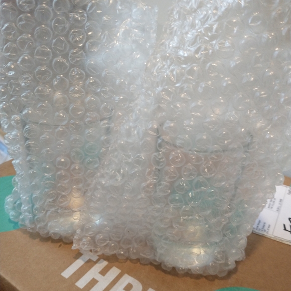 Bulleit Frontier Whiskey Signature Glasses Set of 2 - Picture 2 of 3